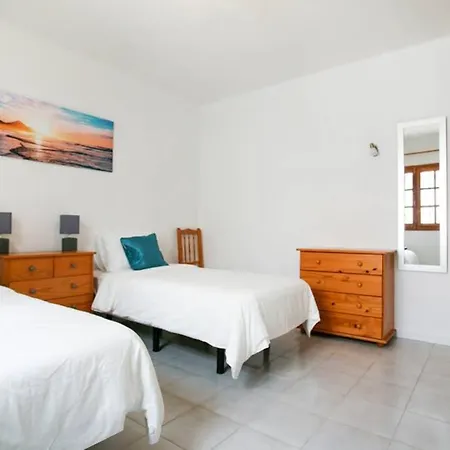 Stylish & Spacious With Terrace & Garden * Tías