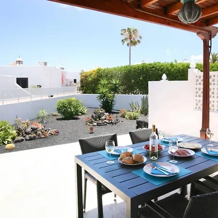 Stylish & Spacious With Terrace & Garden