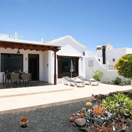 Stylish & Spacious With Terrace & Garden * Tias