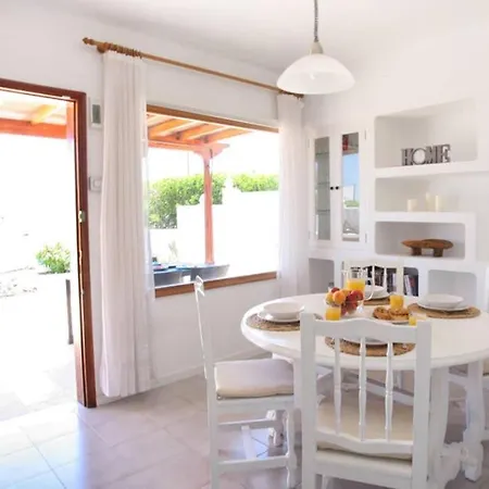 Stylish & Spacious With Terrace & Garden Villa Tías